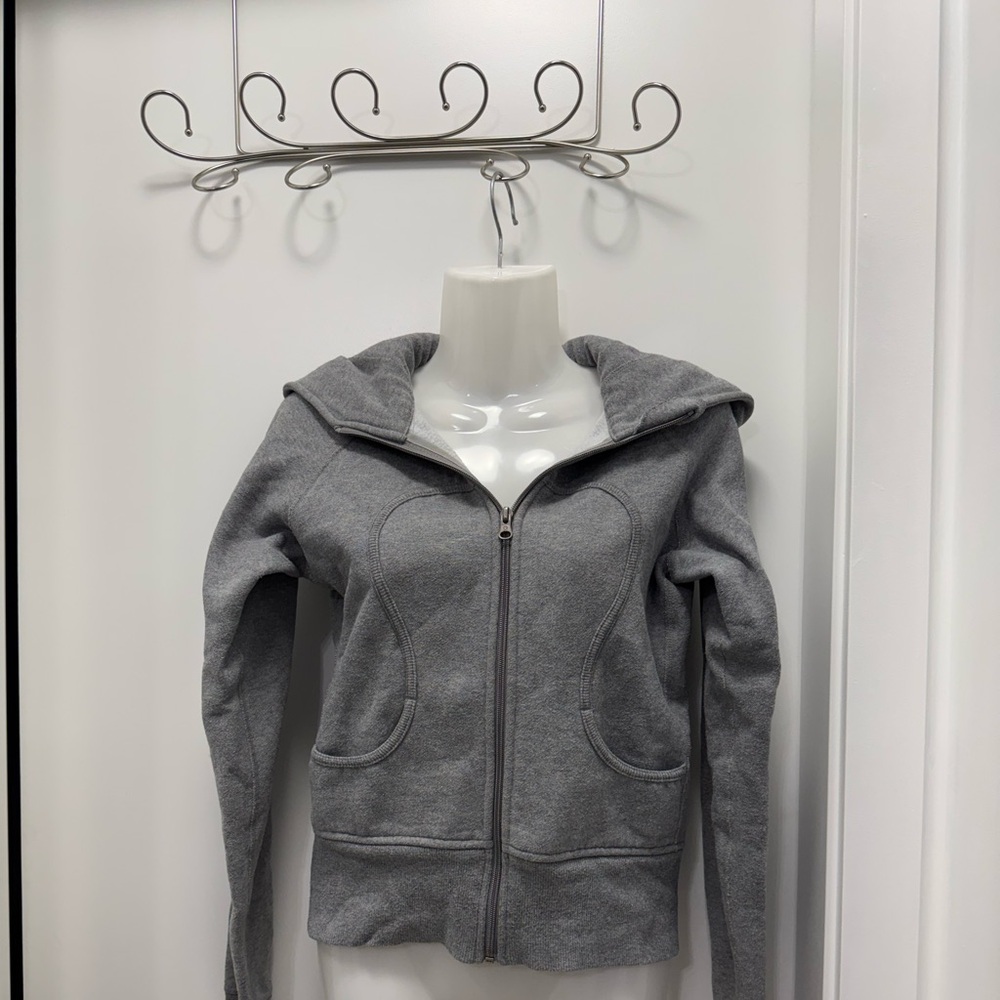 Original Vintage Grey Lululemon Zip Up Hoodie Size 2 or 4